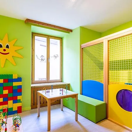 Art Boutique Monopol 4*