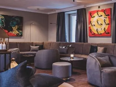 Art Boutique Monopol St. Moritz