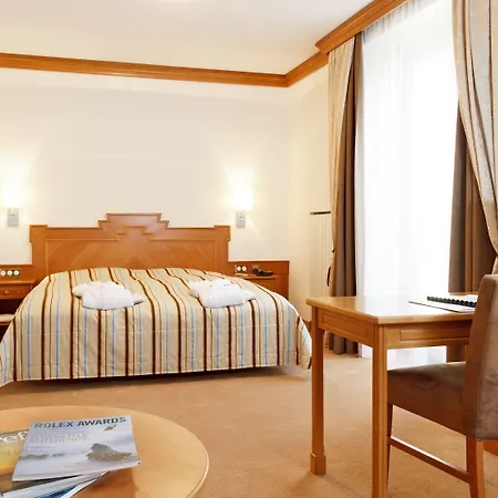Art Boutique Monopol Hotel