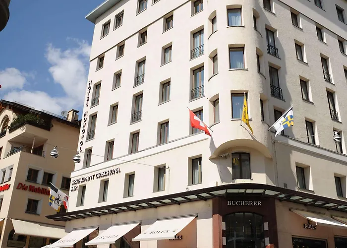 فندق Art Boutique Monopol 4*