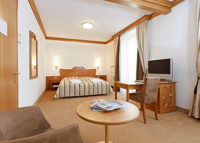 Art Boutique Monopol