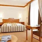 Art Boutique Monopol Hotel