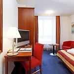 Art Boutique Monopol 4*