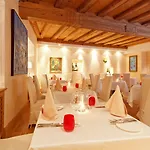 Art Boutique Monopol 4*