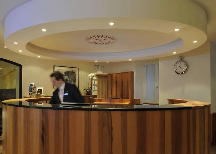 Art Boutique Monopol Hotel