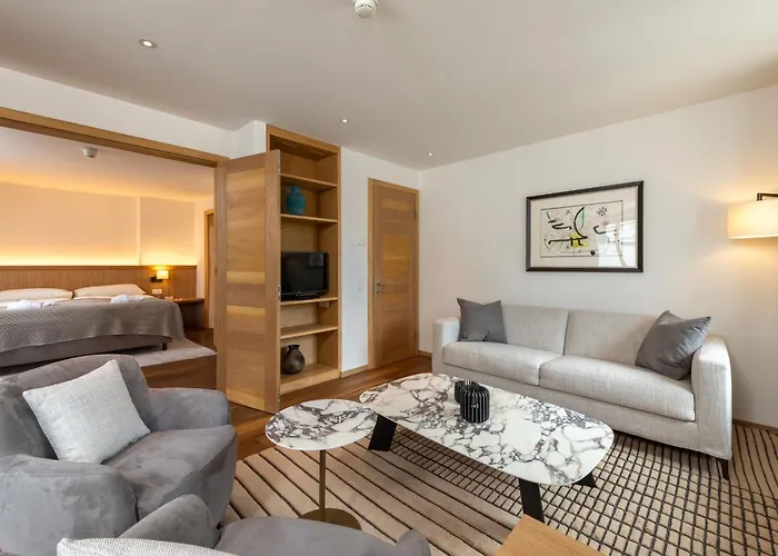 Art Boutique Monopol São Moritz