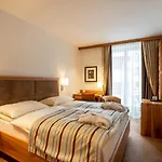 Art Boutique Monopol Sankt Moritz