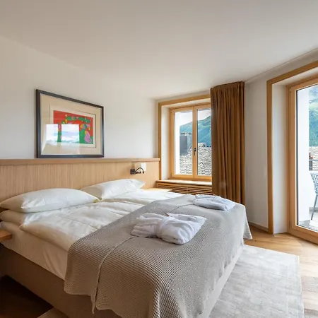 Hotell Art Boutique Monopol 4*