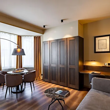 Art Boutique Monopol 4*